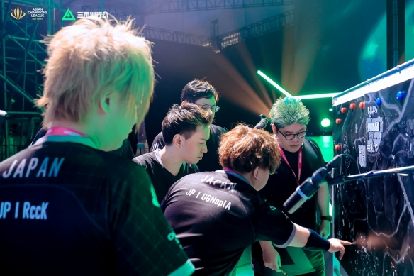 榜上占据更 榜上占据更