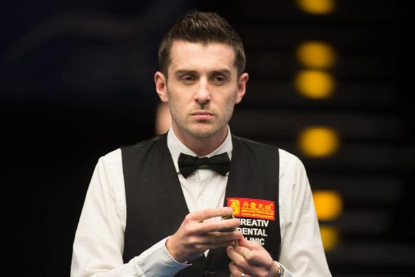 了自己的顶 了自己的顶