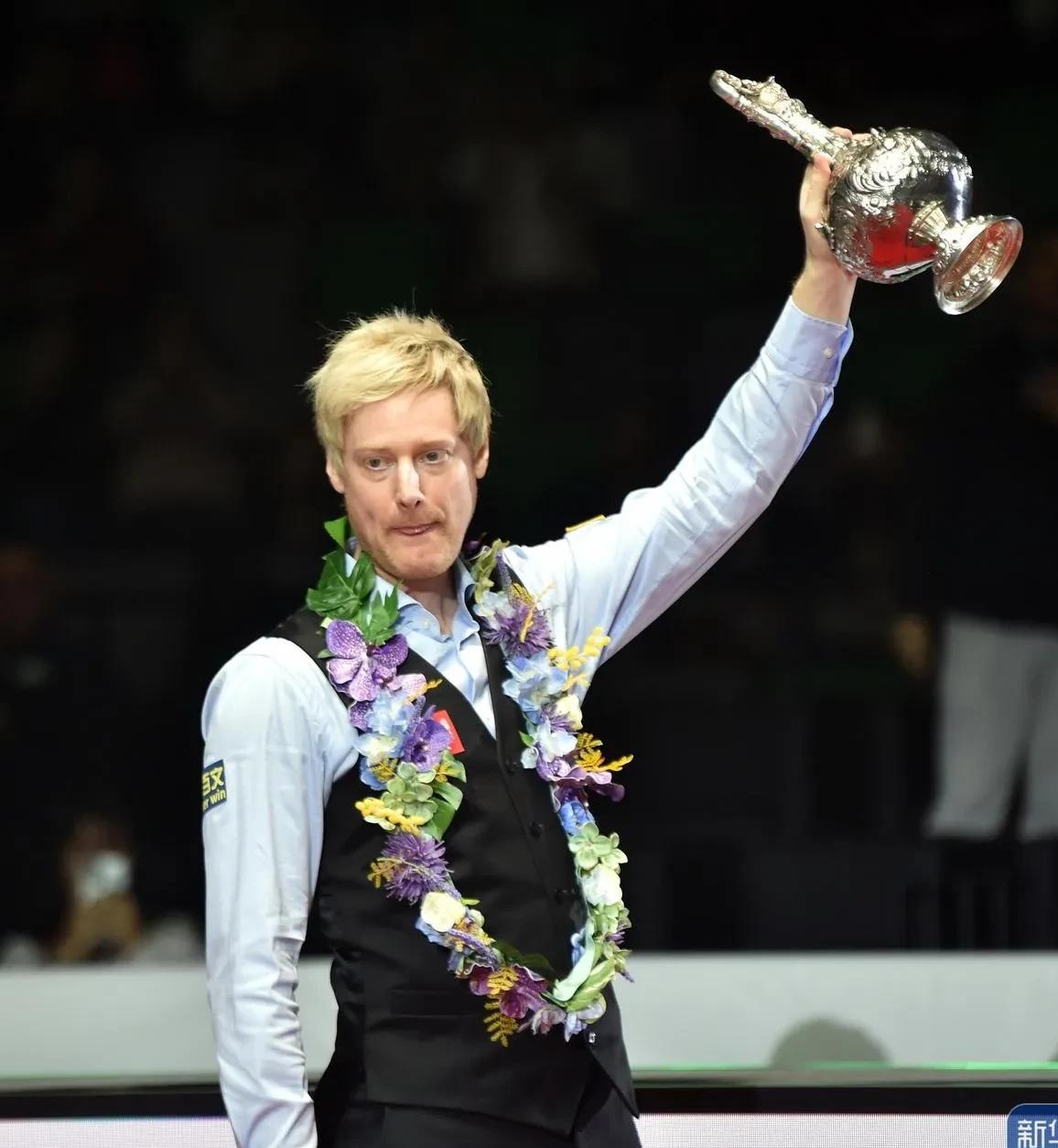 表现却让这 表现却让这