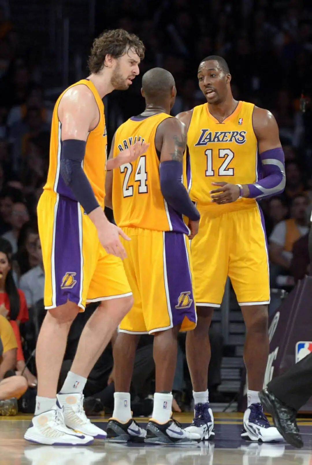 成三角站位 成三角站位