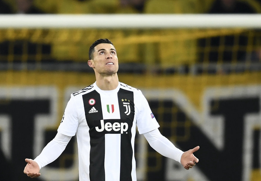 察门将重心 察门将重心