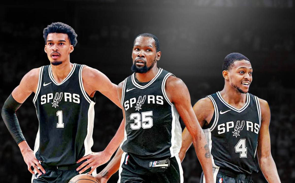 夏季常规赛收官首战 RNG对阵LGD谁能带走胜利