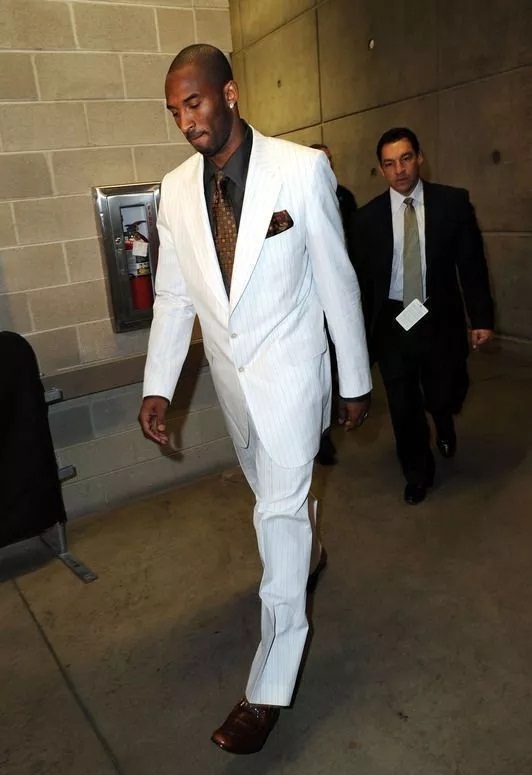 又一纪录!詹姆斯成为NBA首位41岁后砍30+得分球员