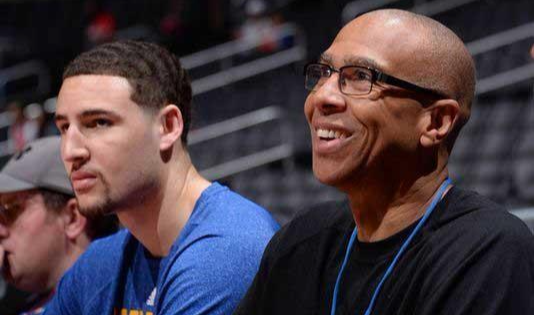 它像一记 它像一记