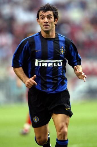 段不足而功 段不足而功