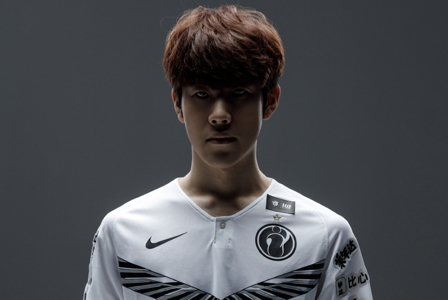 前者强调持 前者强调持