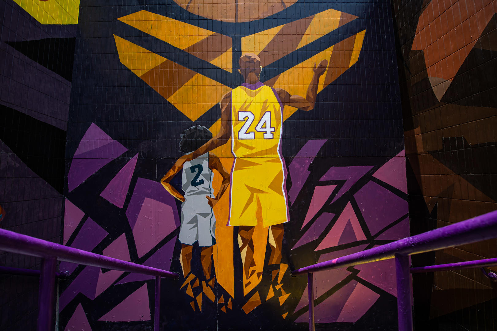 记者：莱比锡已拒绝纽卡对谢什科的报价，希望曼联竞价